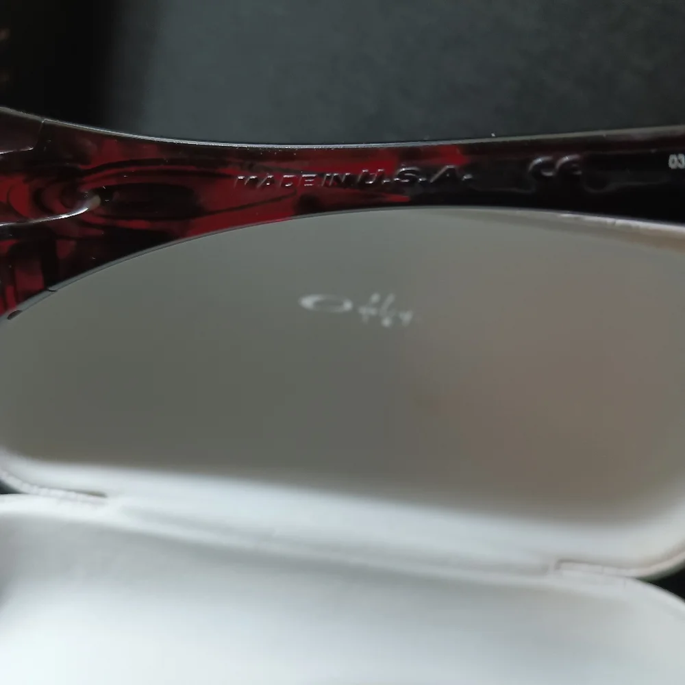 Oakley Speechless Sunglasses - Picture 8 of 12